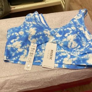 Brand new sports bra.